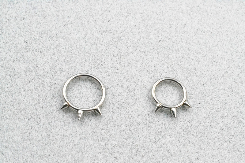 50 ピース/ロットシームレスヒンジセグメントリングセプタム - Clicker Ring Seamless のレビューと価格