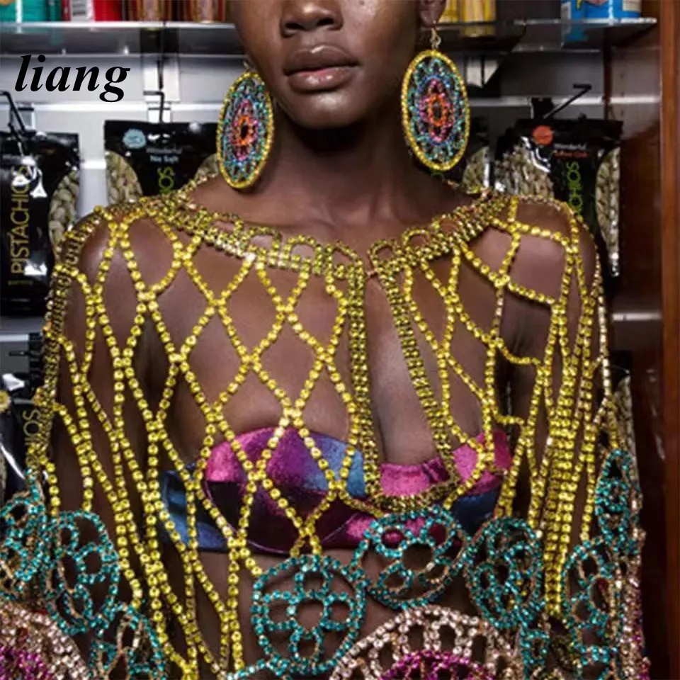 セクシーなボディチェーンブラチェーン、クリスタルタッセルロン - Body Jewelry Europe のレビューと価格