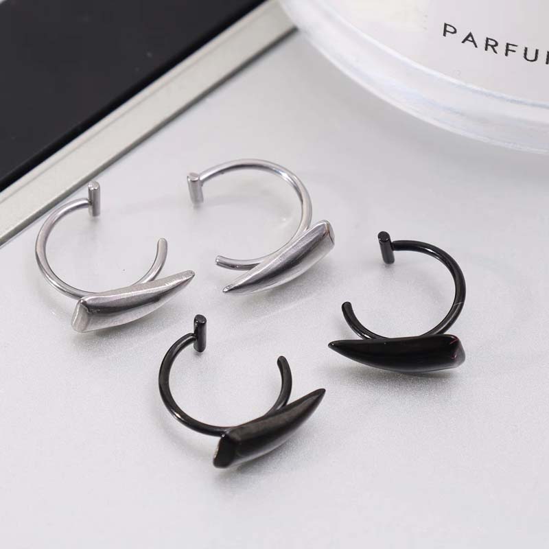 1ペアステンレス鋼製パーソナライズシャープティースフェイクピ - Body Jewelry Lip Ring のレビューと価格